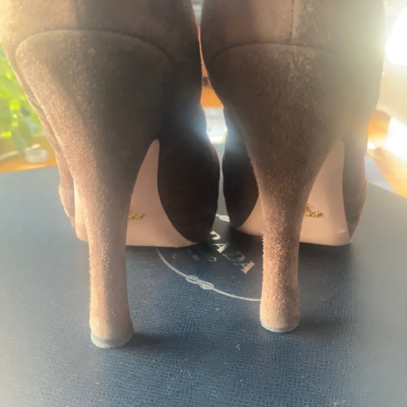 Prada rare suede brown boots in size 40! - Picture 3 of 7